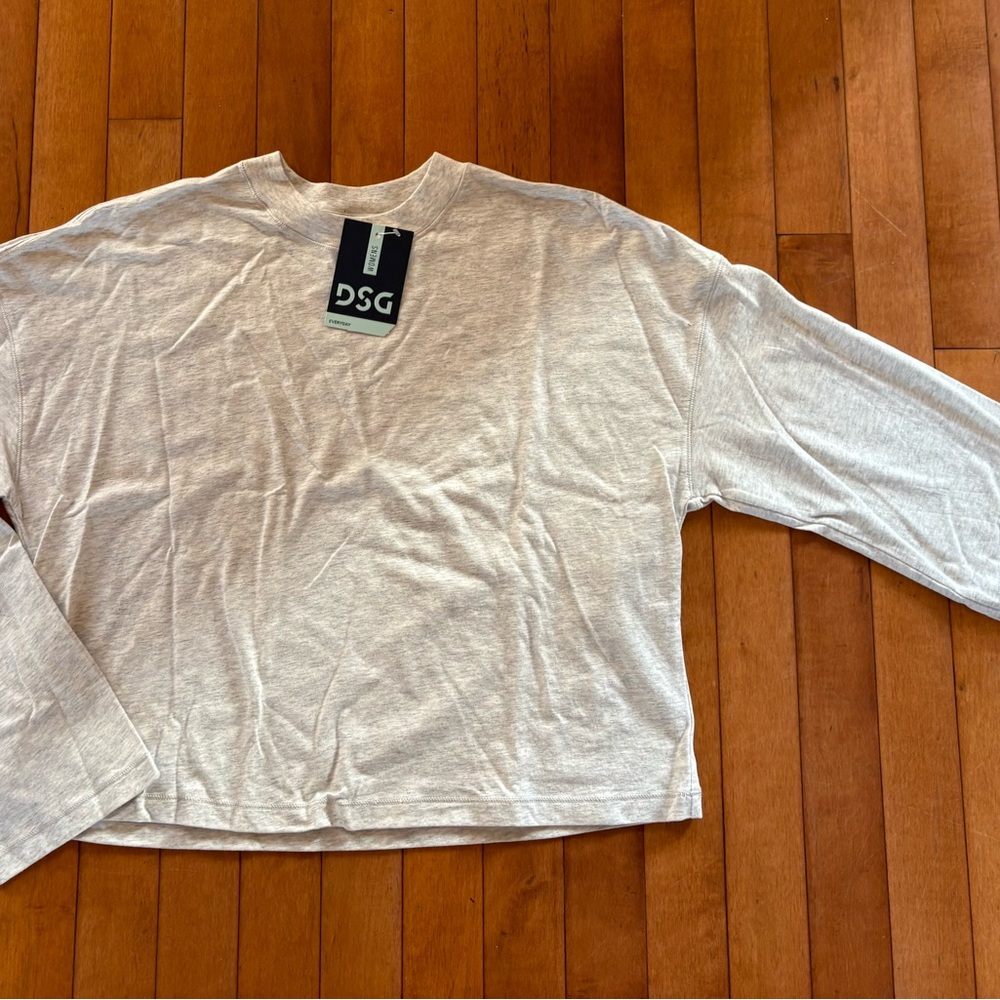 DSG Heather Gray Crew Neck Shirt oversize crop style XS NWT